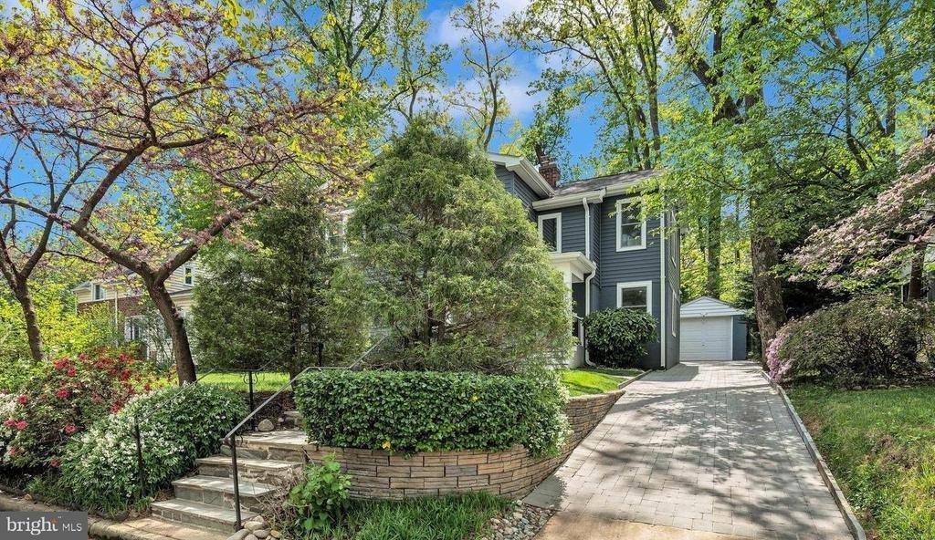 406 Tennessee Avenue - Photo 1