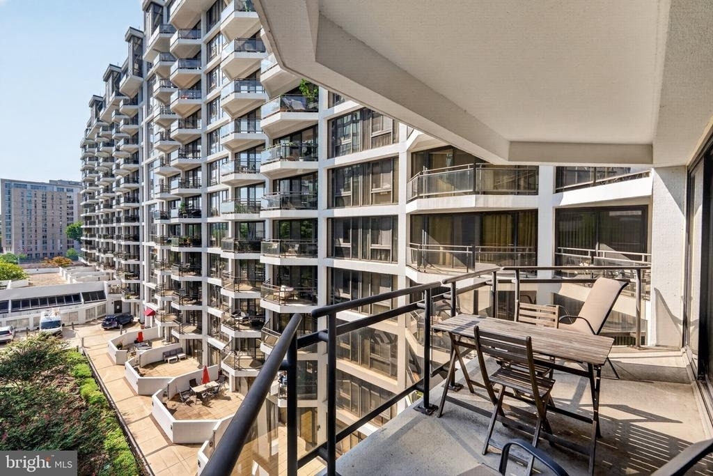 1530 Key Boulevard - Photo 24