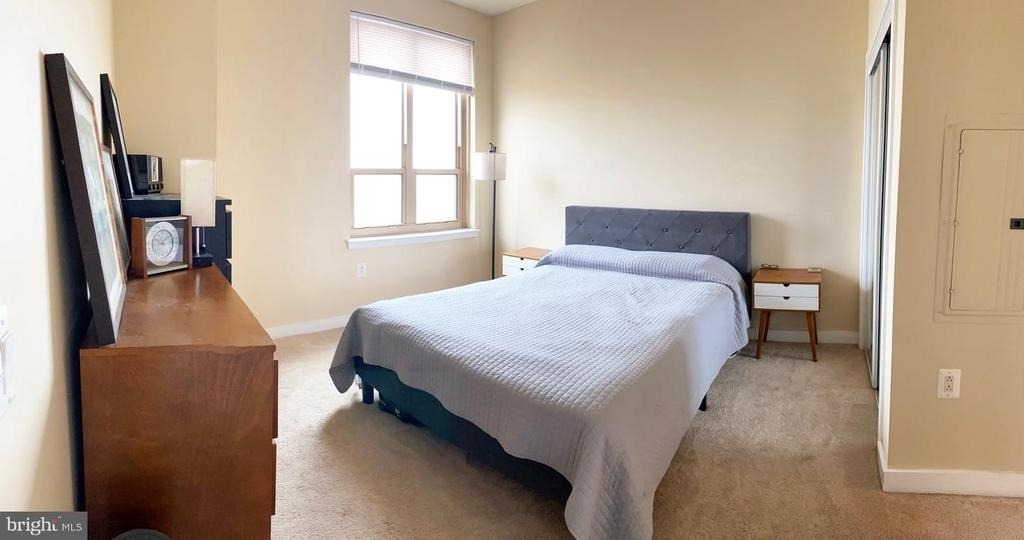 888 N Quincy Street N - Photo 6