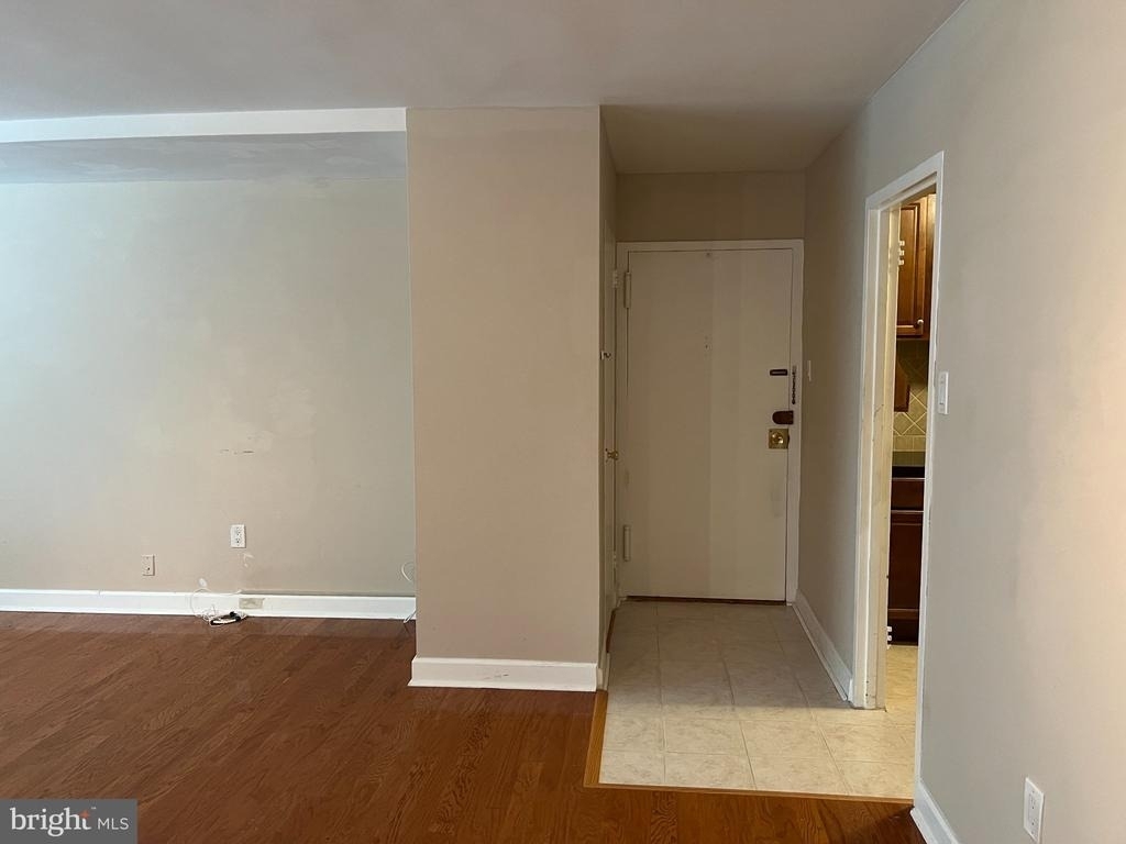 1021 Arlington Boulevard - Photo 5