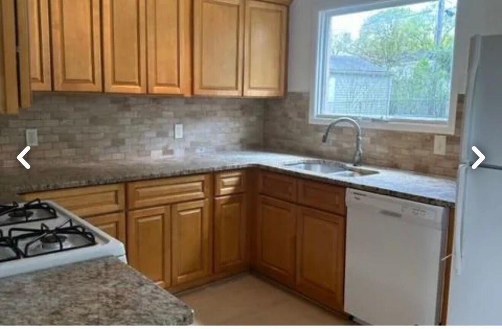 18 Tower Drive - Photo 1