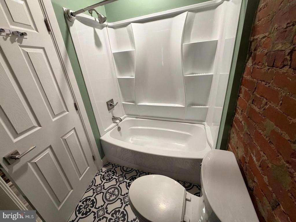 2643 N Mascher Street - Photo 12