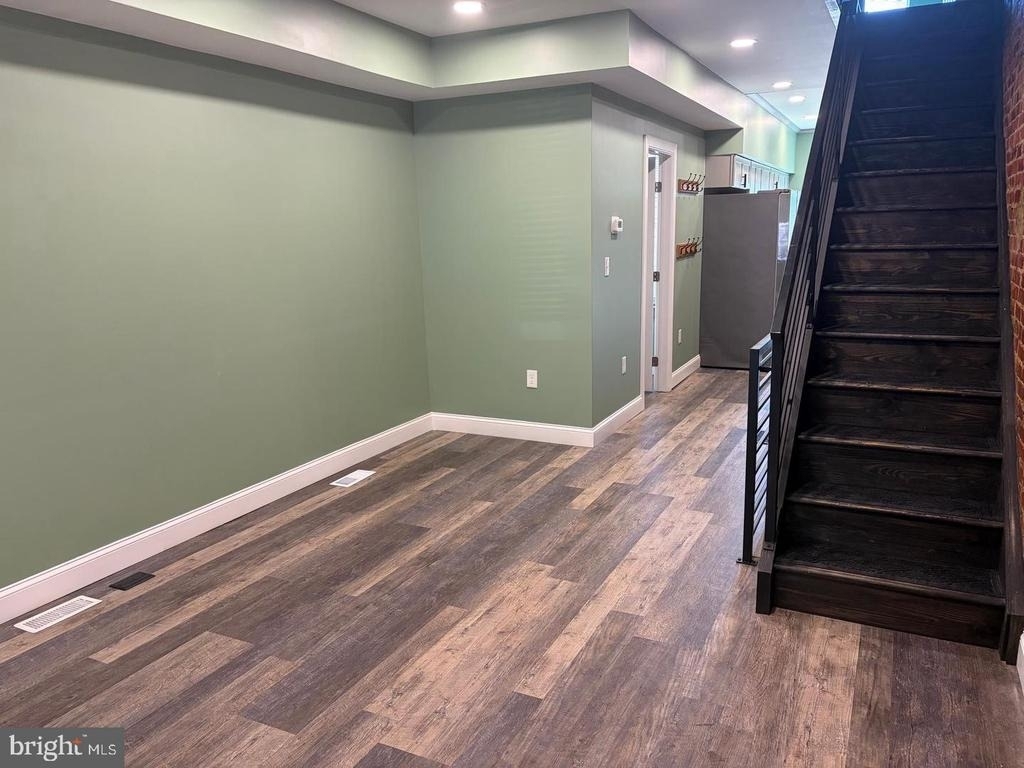 2643 N Mascher Street - Photo 4