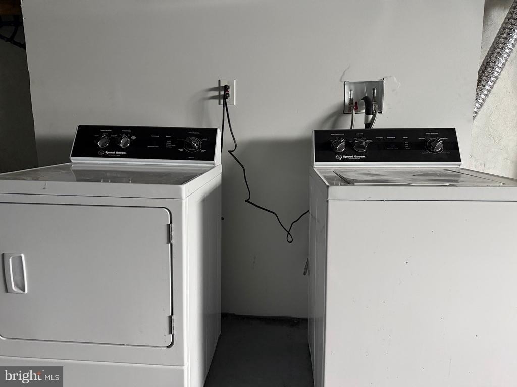 134 N Edgewood Street - Photo 11