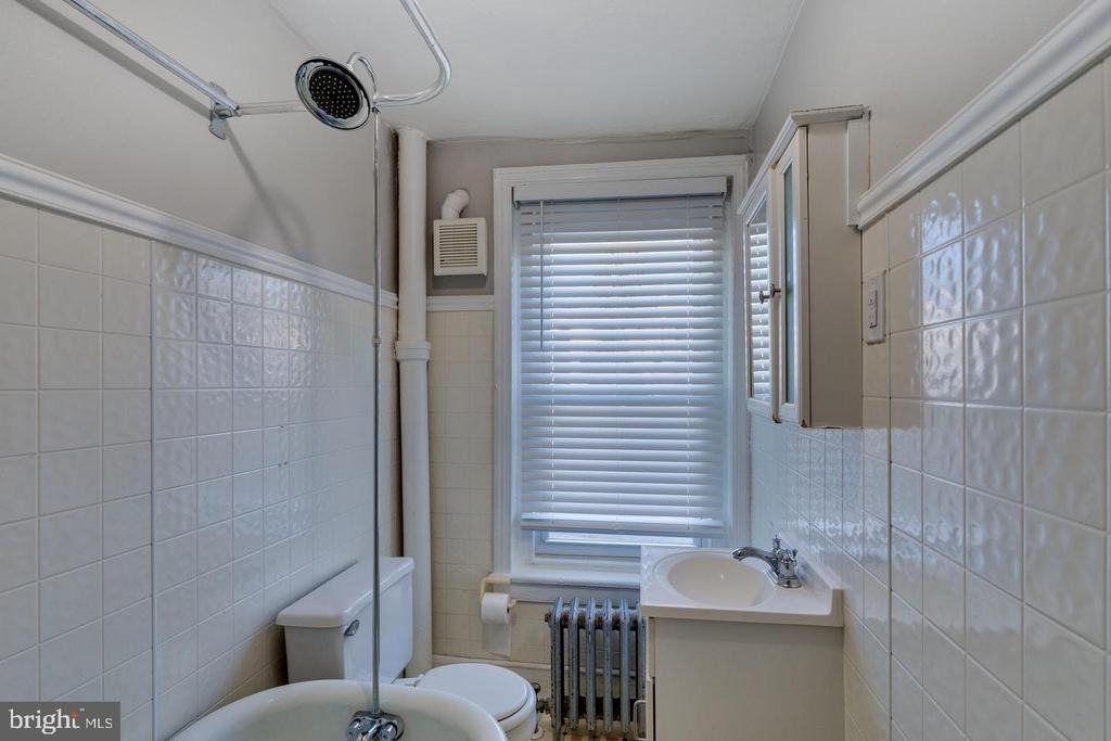156 East Street - Photo 12