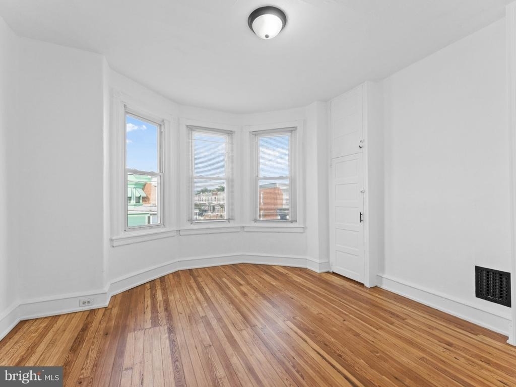 1618 S 54th Street - Photo 15