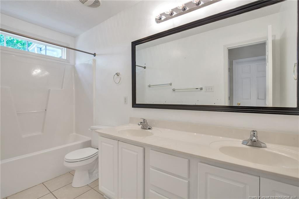 1406 Averton Court - Photo 19
