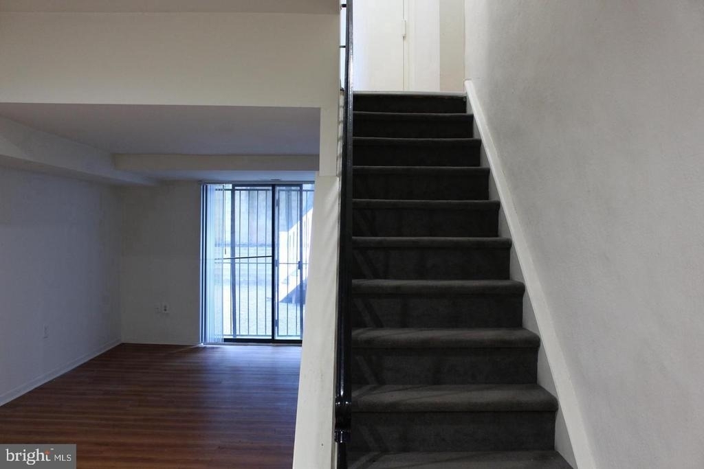2031-5 South Street - Photo 9