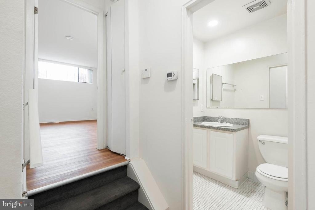 2031-5 South Street - Photo 18
