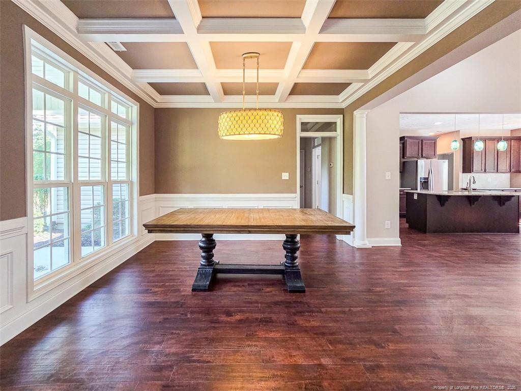 1015 Hobson Road - Photo 2