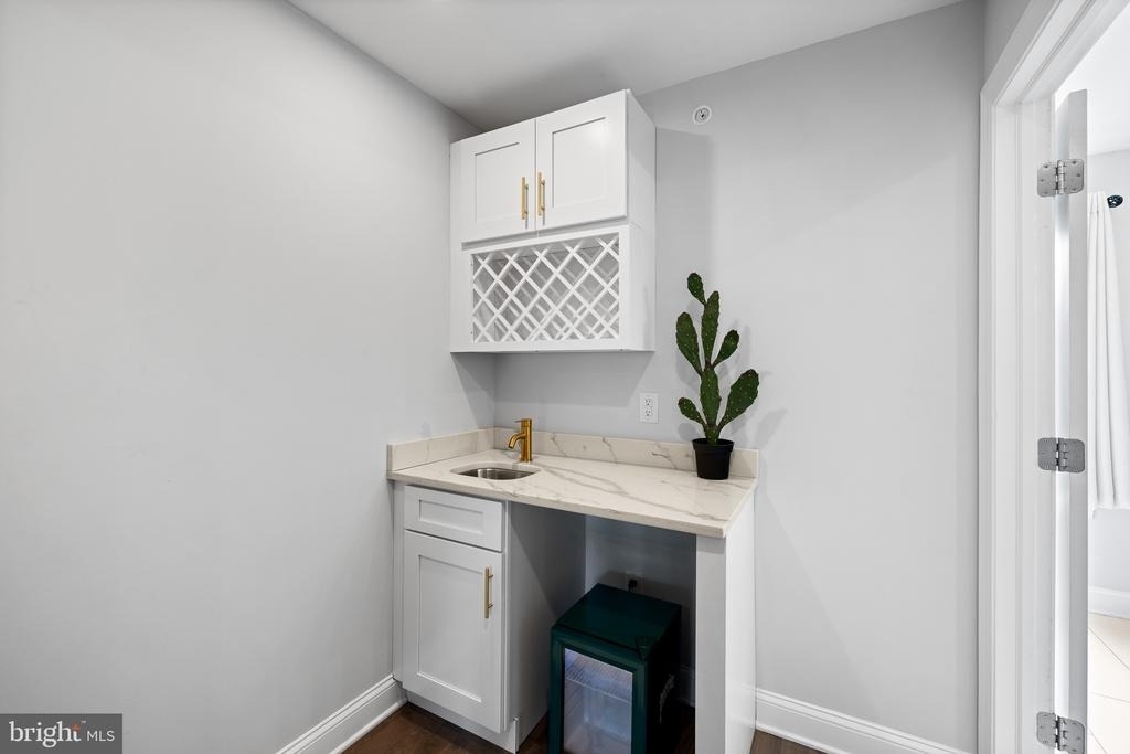 1535 S Capitol Street - Photo 12