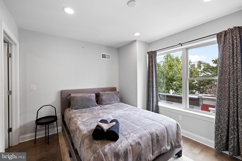 1535 S Capitol Street - Photo 15