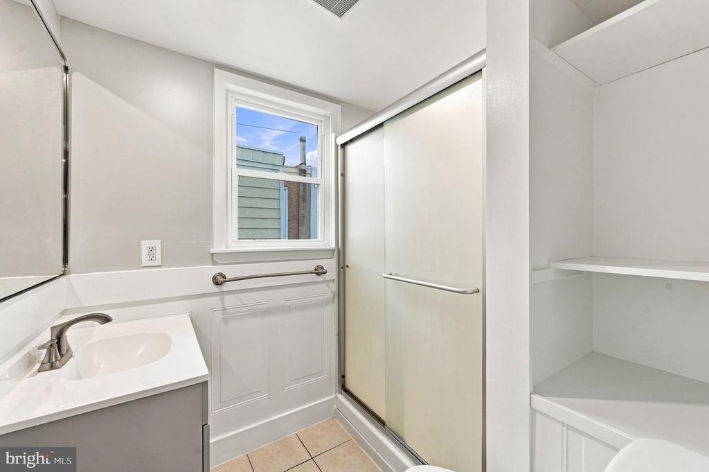 3256 Emery Street - Photo 9