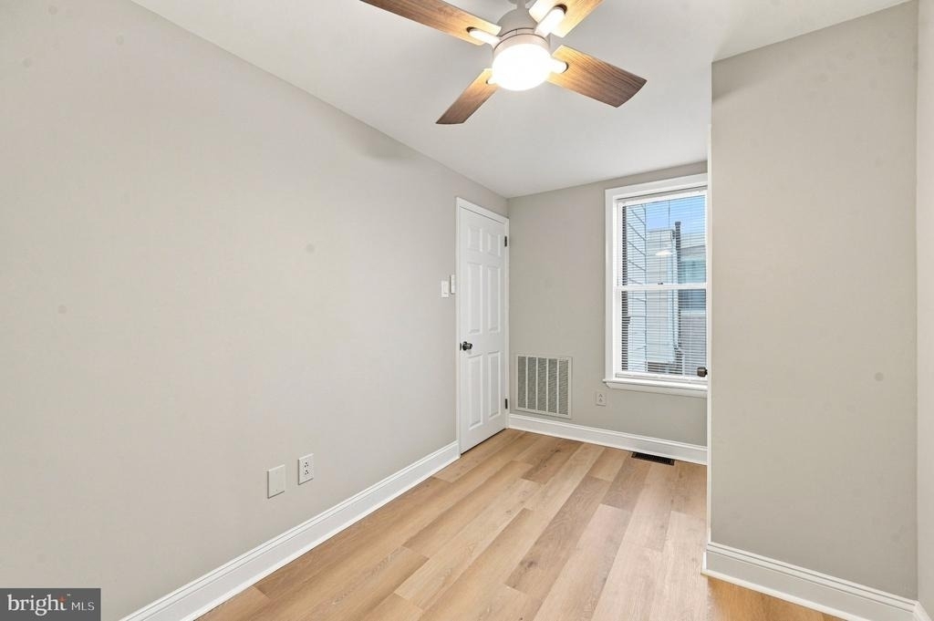 3256 Emery Street - Photo 11