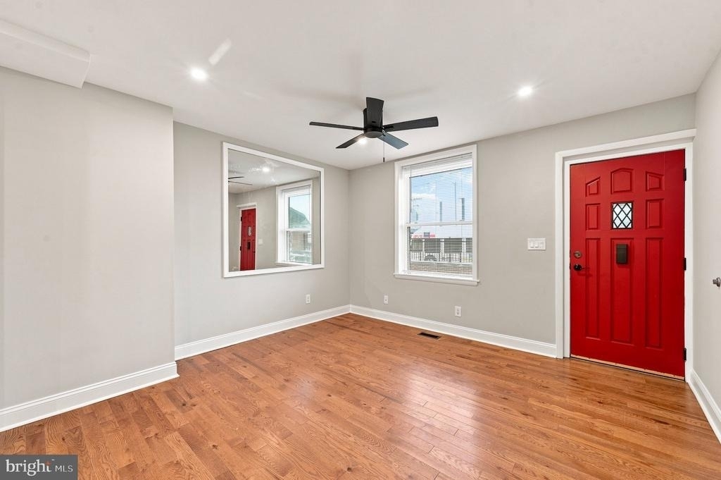 3256 Emery Street - Photo 4