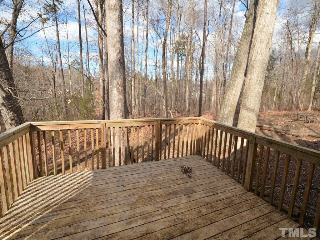 211 Lake Drive - Photo 11