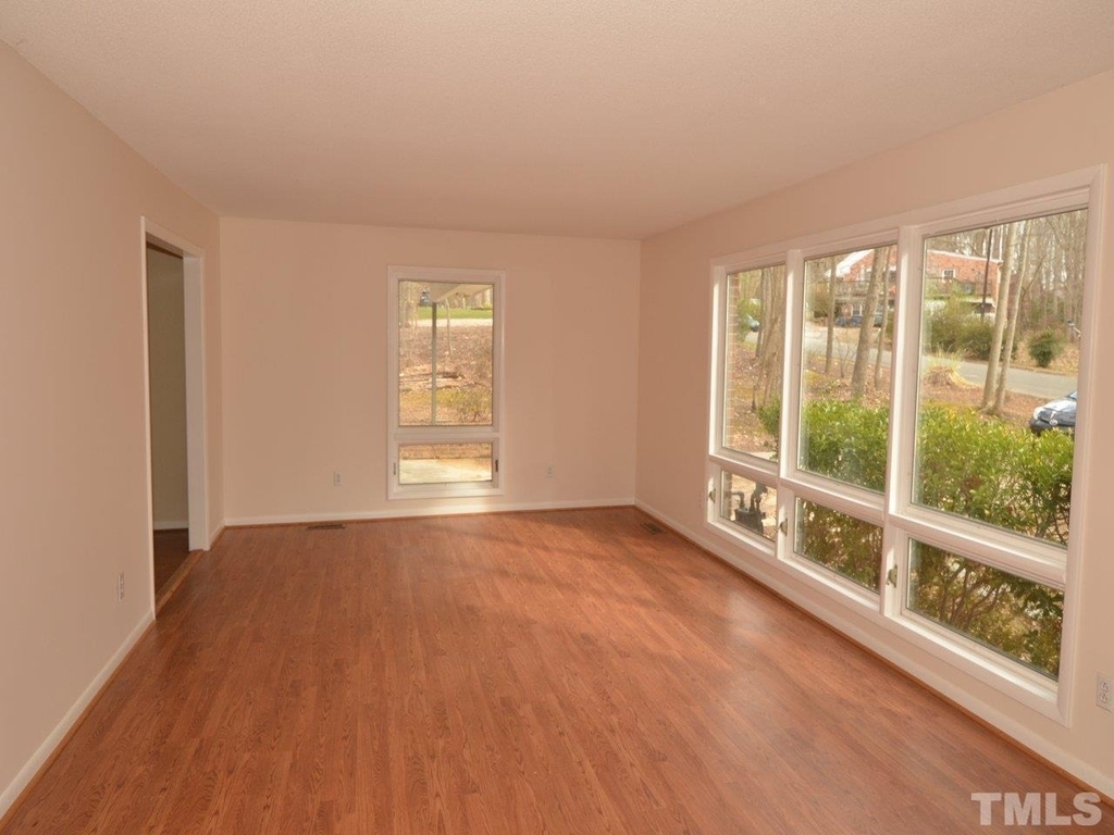 211 Lake Drive - Photo 1