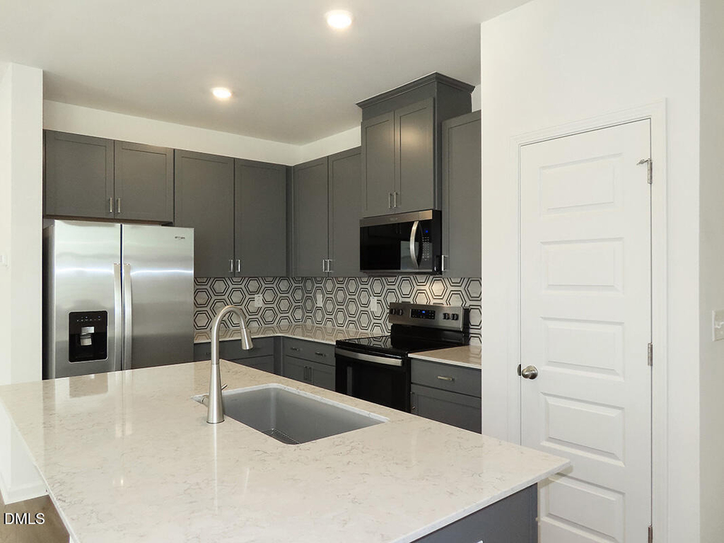 2206 Rabbitbrush Street - Photo 6