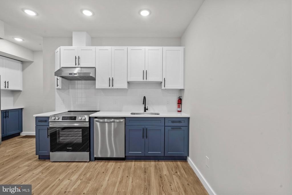 871 N Preston Street - Photo 2