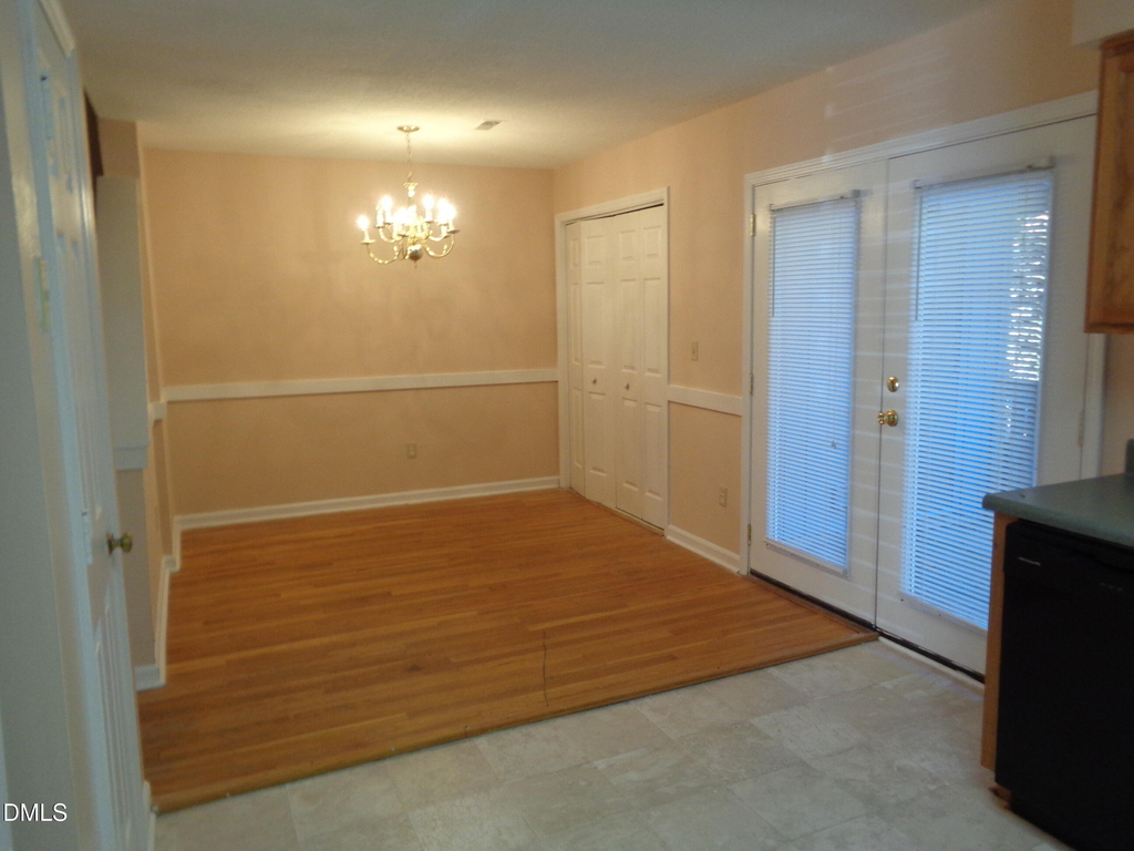 4360 Hunters Club Drive - Photo 3