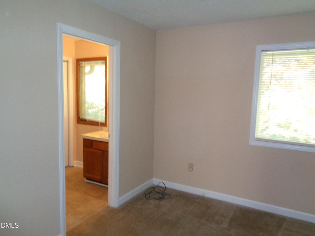 4360 Hunters Club Drive - Photo 6