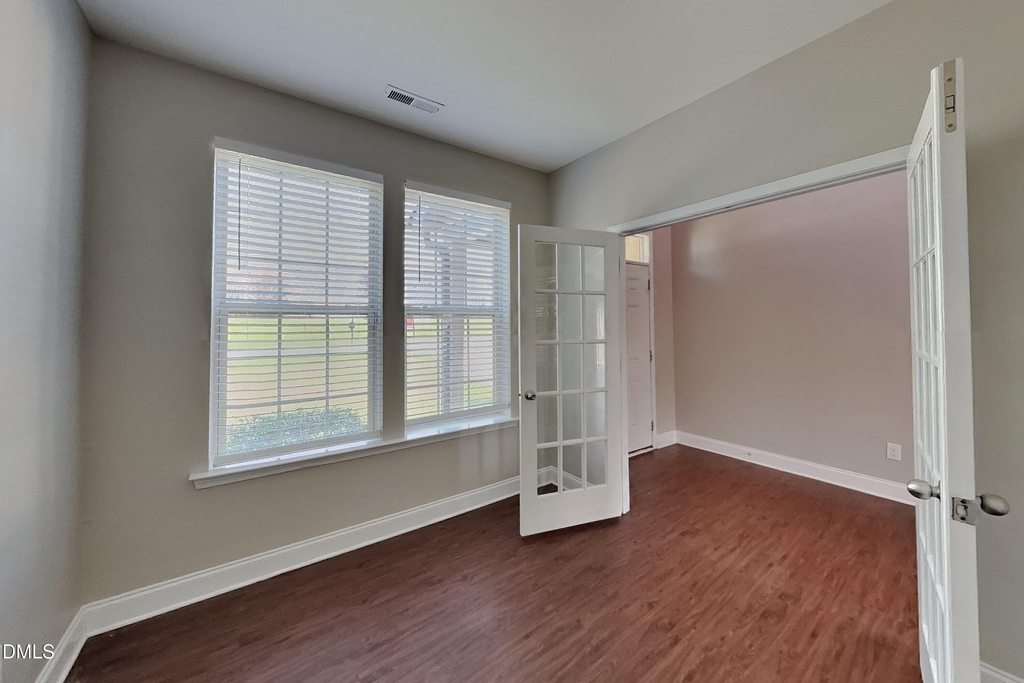 163 Green Willows Drive - Photo 15