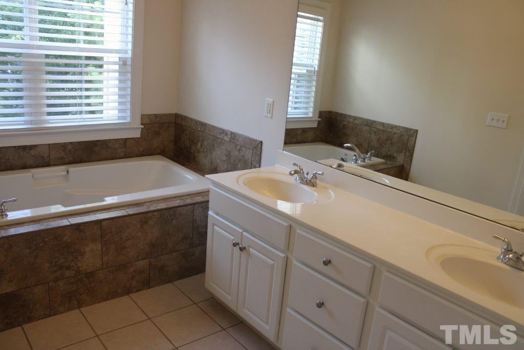 303 Kirkeenan Circle - Photo 17