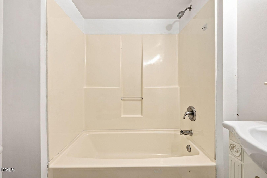 101 E Woodall Street - Photo 11