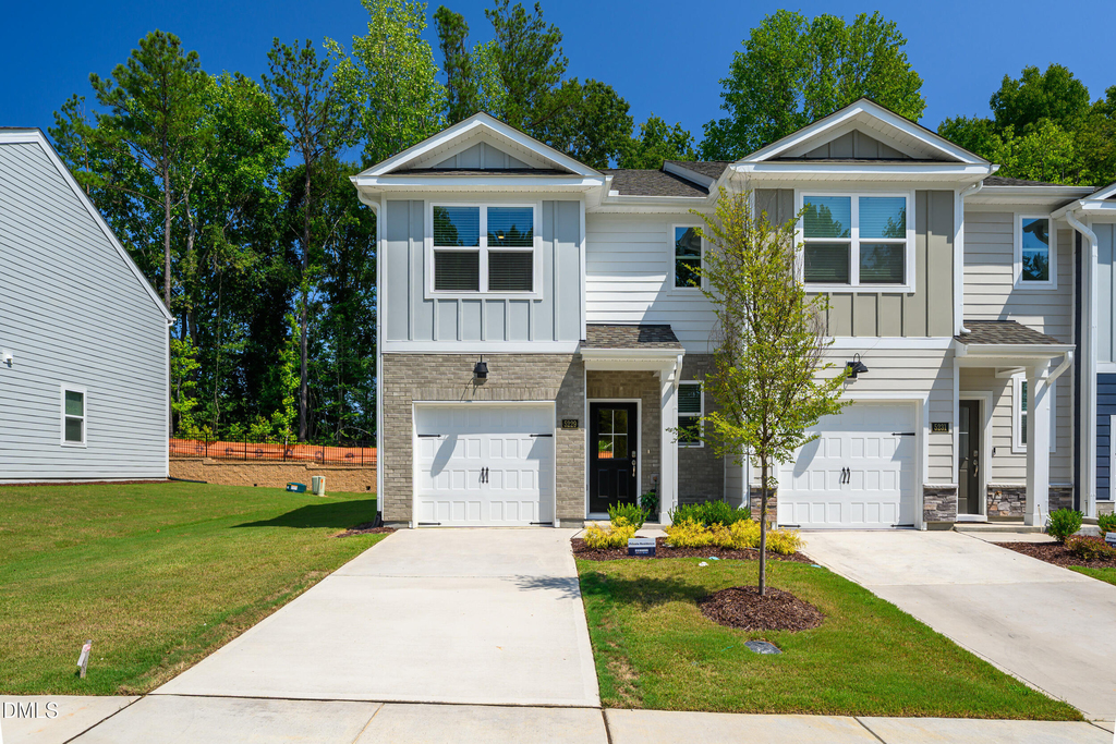 5229 Red Crimson Drive - Photo 0