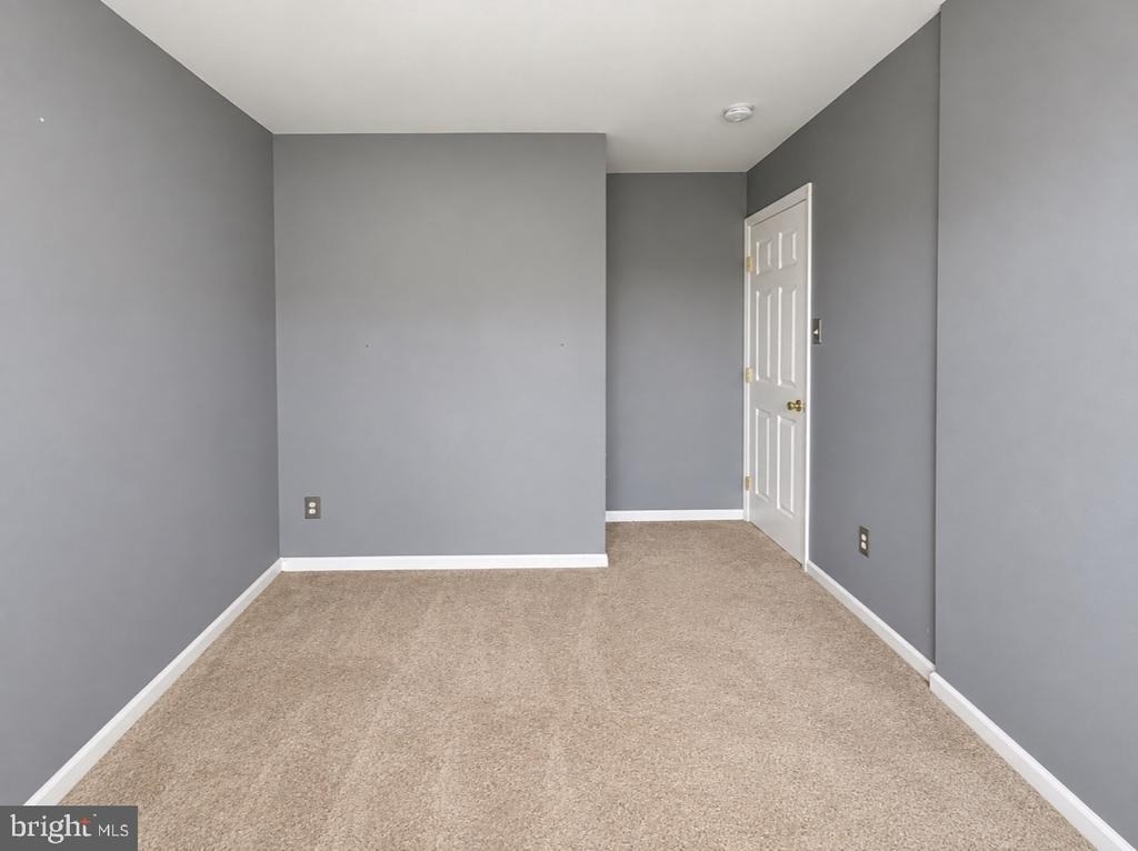 200 Georges Court - Photo 23
