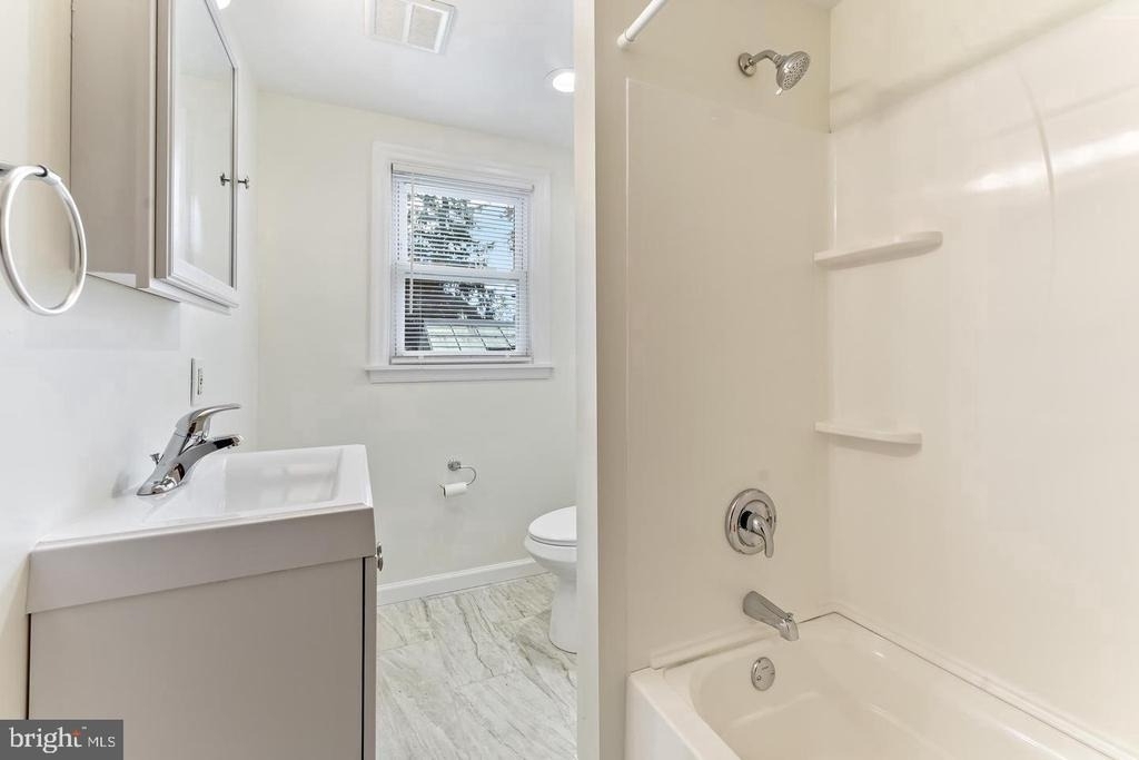 2910 Naamans Creek Road - Photo 15