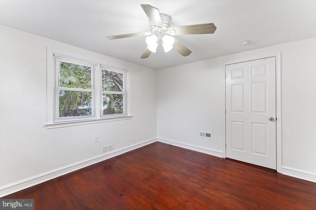 2910 Naamans Creek Road - Photo 9