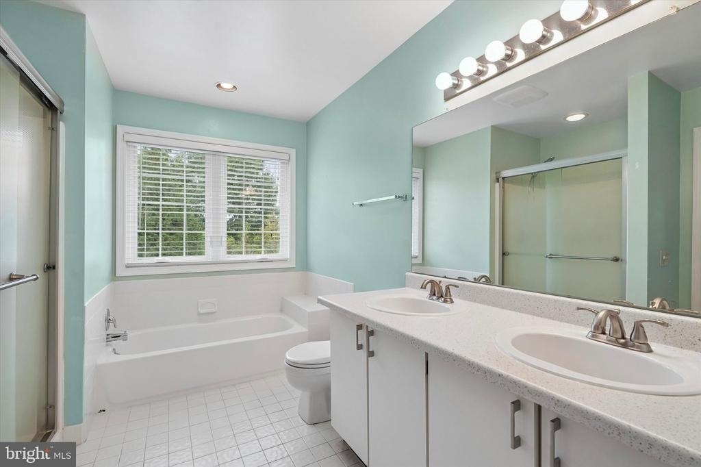 47 Cabot Drive - Photo 9