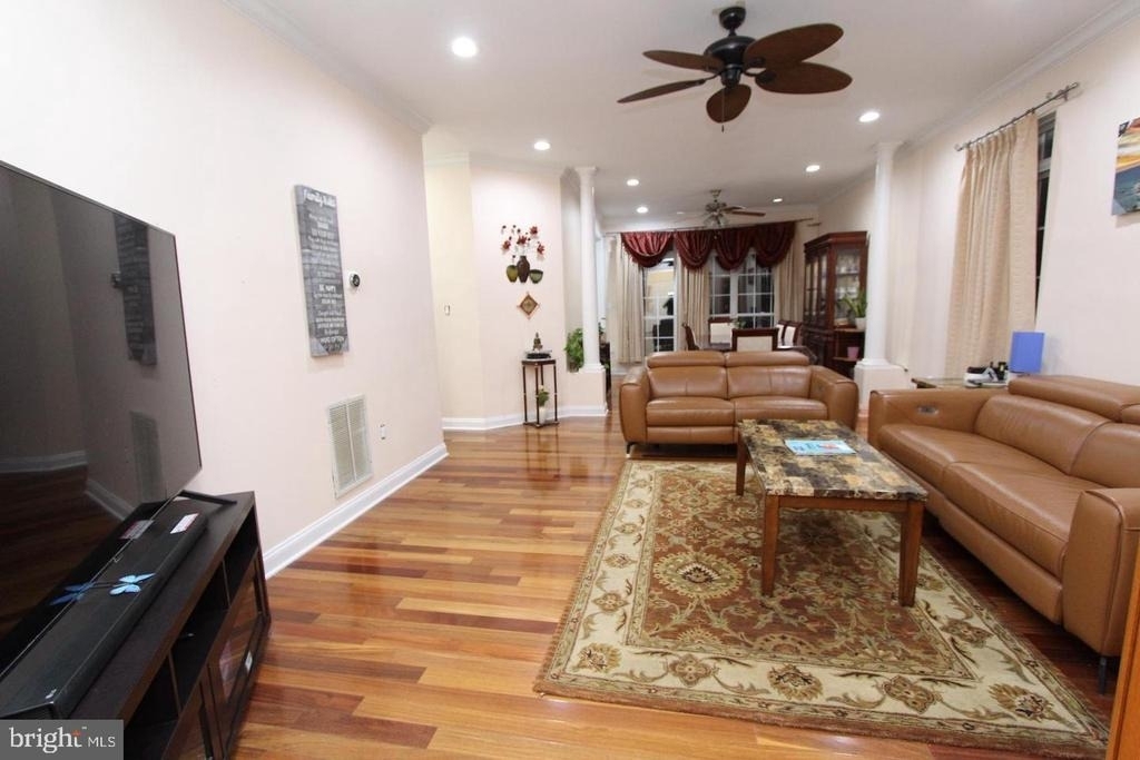 90 Marion Drive - Photo 2
