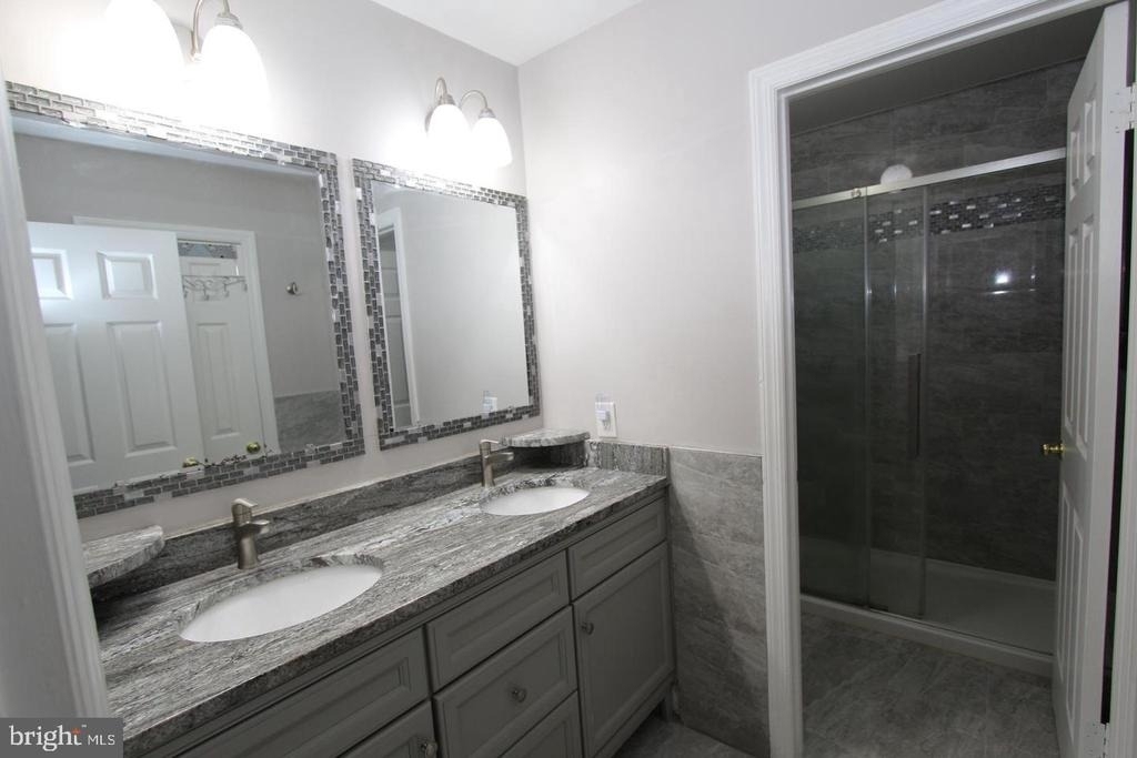 90 Marion Drive - Photo 13