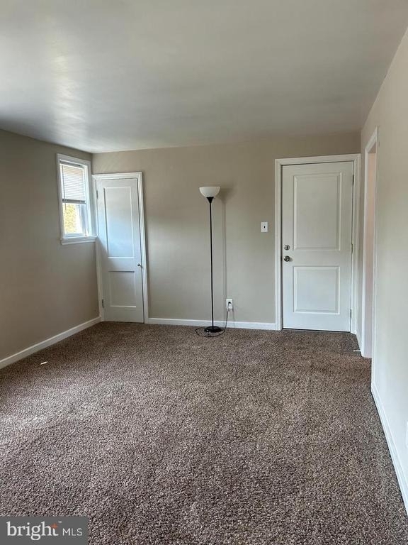 613 Broadway - Photo 9