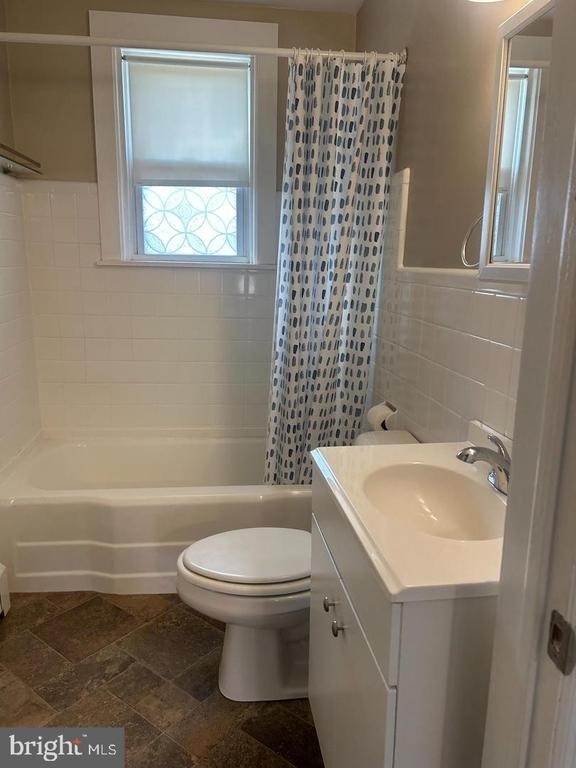 613 Broadway - Photo 10