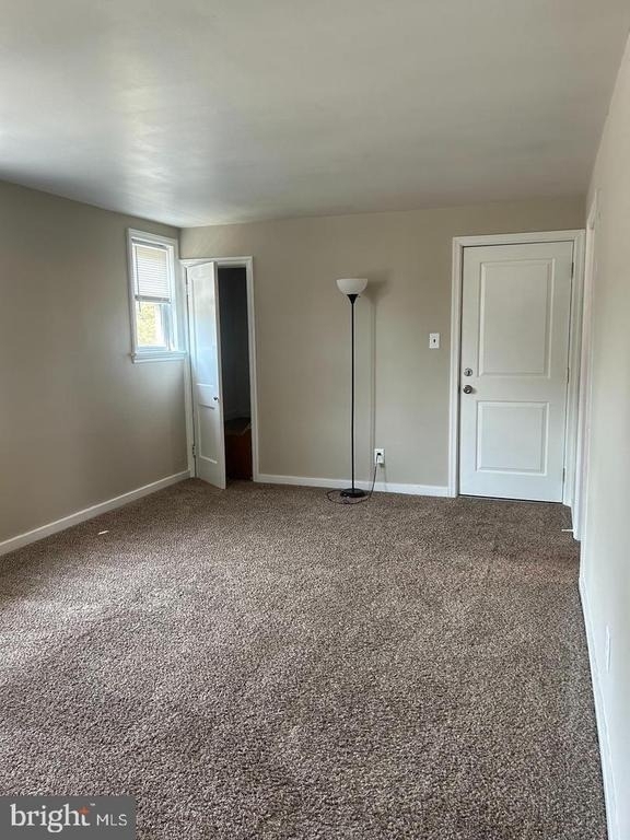 613 Broadway - Photo 2