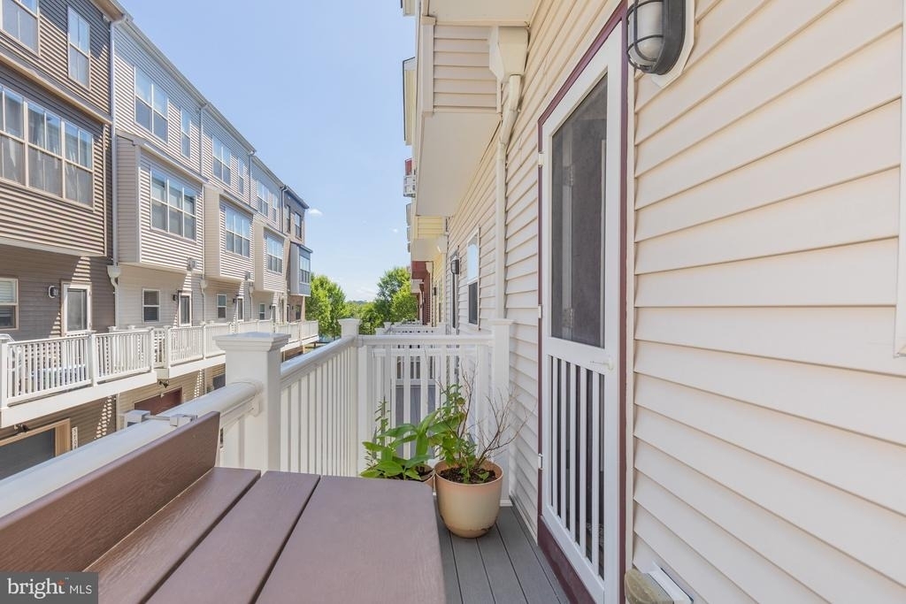 4548 Longfellow Street - Photo 17