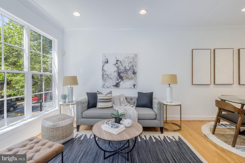 4548 Longfellow Street - Photo 3