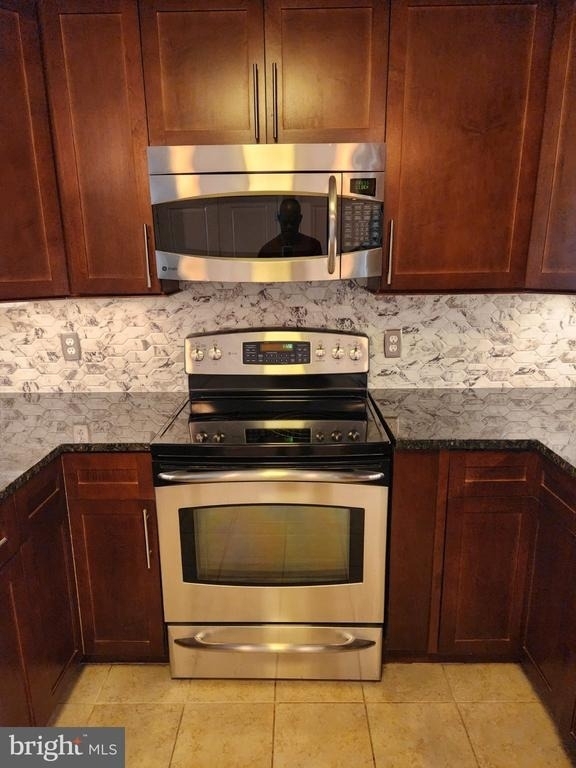 155 Potomac Passage - Photo 13