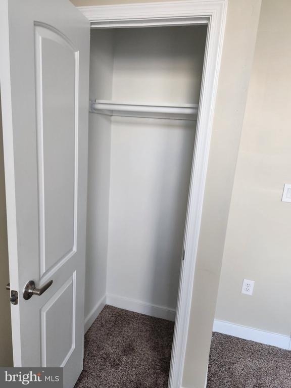 155 Potomac Passage - Photo 36