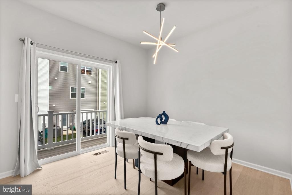 22917 Mater Way - Photo 11