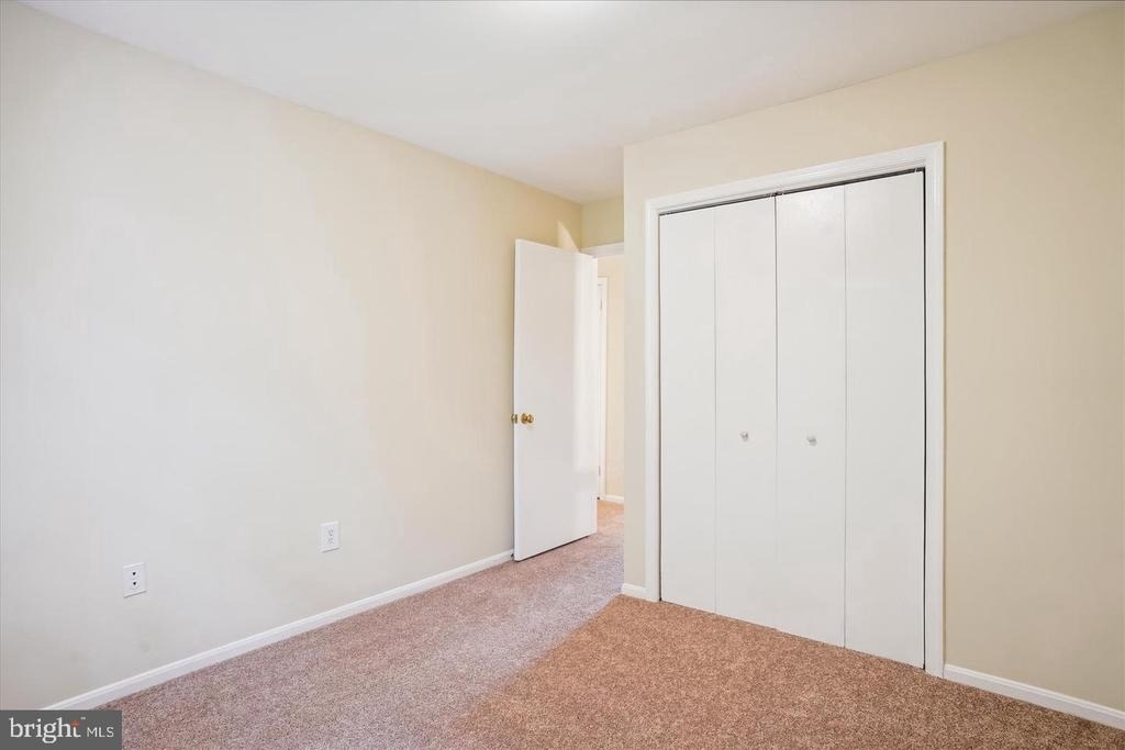 7768 Heatherton Lane - Photo 27