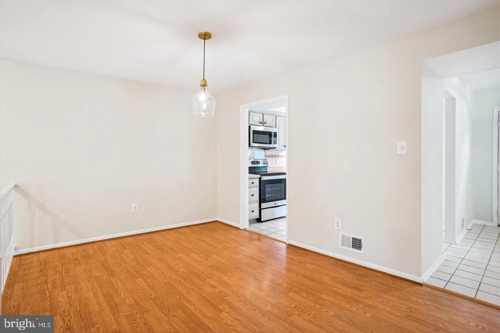 7768 Heatherton Lane - Photo 11