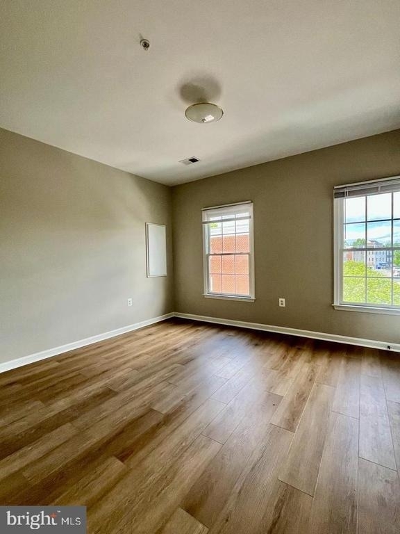 253 Market Street W - Photo 27