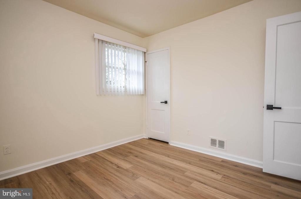 4426 Hallet Street - Photo 19