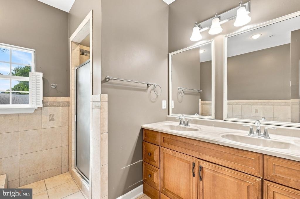 10717 Bentley Lane - Photo 27