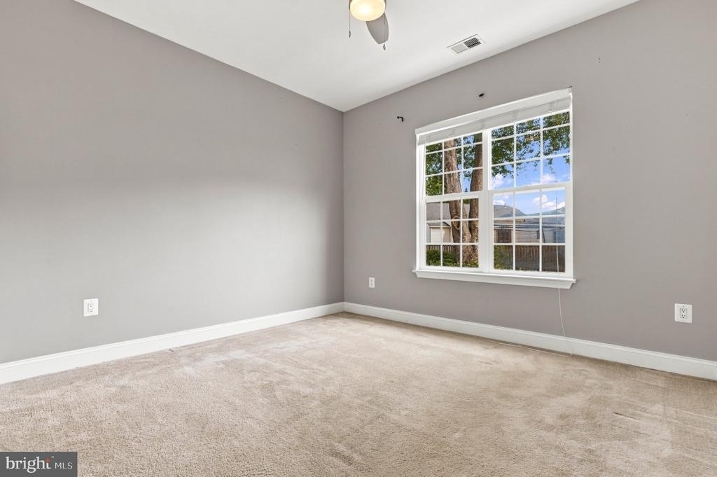 10717 Bentley Lane - Photo 30