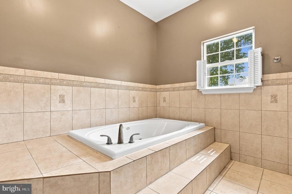 10717 Bentley Lane - Photo 28